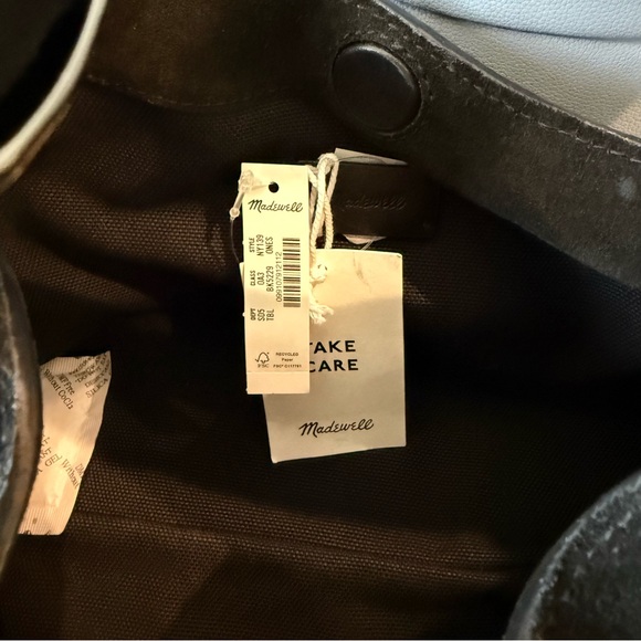 NWT Madewell Suede Mini Ring Pouch shoulder handbag - black - Picture 7 of 7